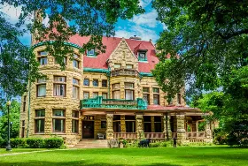 Photograph of Heritage Lodge, Loraine