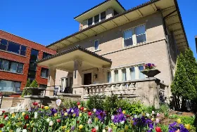 Photograph of Emil Bach House, Chicago