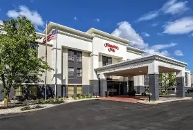 Photograph of Hampton Inn, Plainfield