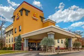 Photograph of Comfort Suites, Elkhart