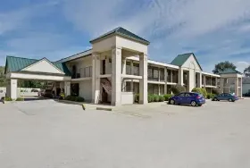 Photograph of Best Western Inn, Goshen