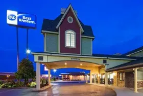 Photograph of Best Western Green Tree Inn, Clarksville
