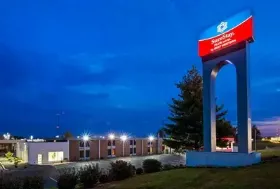 Photograph of Surestay Plus Hotel By Best Western, Jasper