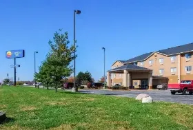 Photograph of Comfort Inn, Greenfield