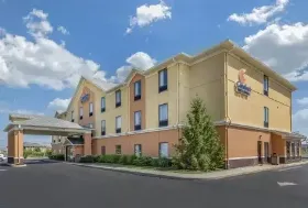Photograph of Comfort Inn, Muncie