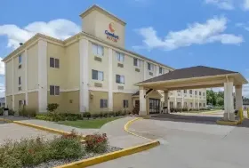 Photograph of Comfort Suites, Terre Haute