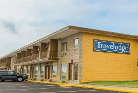 Photograph of Travelodge, Bloomington