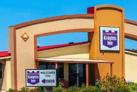 Photograph of Knights Inn Seymour, Seymour