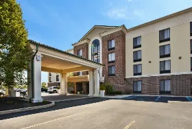 Photograph of Holiday Inn Express, Fort Wayne