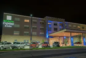 Photograph of Holiday Inn Express, Warsaw