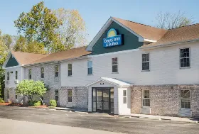 Photograph of Days Inn, Sellersburg