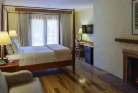 Photograph of New Harmony Inn, New Harmony