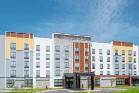 Photograph of Hilton Garden Inn, Jeffersonville