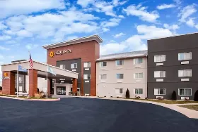 Photograph of La Quinta Inn & Suites, Elkhart