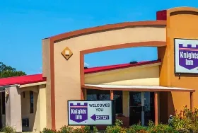 Photograph of Knights Inn Seymour, Seymour