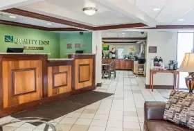 Photograph of Quality Inn, Indianapolis