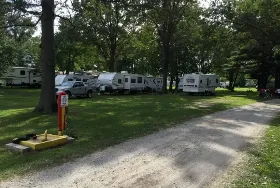 Photograph of Acorn Oaks Campgrounds, Francesville