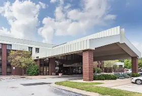 Photograph of Ramada by Wyndham, Bettendorf