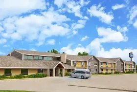 Photograph of Americinn, Clear Lake
