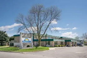 Photograph of Days Inn, Mason City