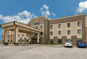 Photograph of Comfort Inn & Suites, Ames
