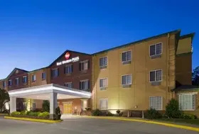 Photograph of Best Western Clive Inn & Suites, Clive