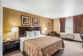 Photograph of Quality Inn, Eldridge