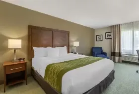 Photograph of Comfort Inn, Muscatine