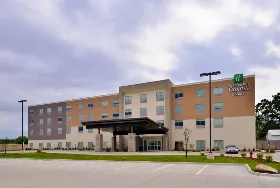 Photograph of Holiday Inn Express, Ottumwa