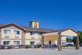 Photograph of Super 8, Emmetsburg