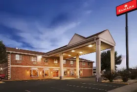 Photograph of Ramada By Wyndham, Sioux City