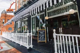 Photograph of The Continental Hotel, Centerville