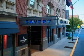 Photograph of Renaissance Des Moines Savery Hotel, Des Moines