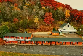 Photograph of Scenic Valley Motel, Lansing