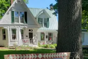 Photograph of Judge Lewis House, Winterset