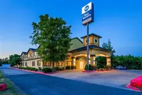Photograph of Best Western Inn, Parsons