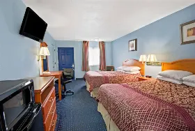 Photograph of Days Inn, Lawrence