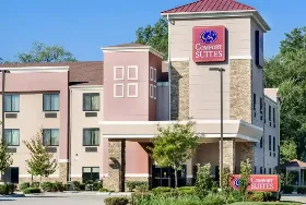 Photograph of Comfort Suites, Topeka