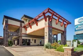 Photograph of Best Western Angus Inn, Great Bend