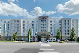 Photograph of Hilton Garden Inn, Kansas City