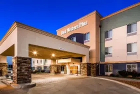 Photograph of Best Western Plus, Pratt