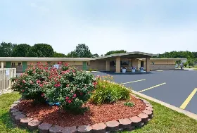 Photograph of Americas Best Value Inn, Iola