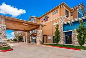Photograph of Best Western Plus, Garden City
