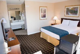 Photograph of Grandview Plaza Inn & Suites, Junction City