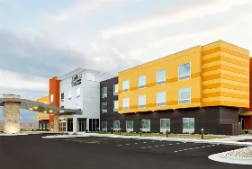 Photograph of Fairfield Inn & Suites, Salina
