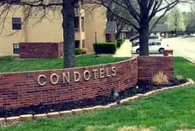 Photograph of Condotels Suites, Lansing