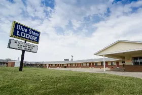 Photograph of Blue Stem Lodge, Eureka