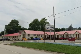 Photograph of Sunflower Motel, Hiawatha