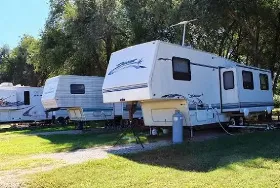 Photograph of Melody Acres Mobile & RV Park, Hutchinson