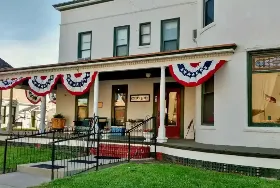 Photograph of Cottage House Hotel, Council Grove